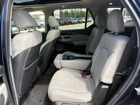 Certified 2024 Honda Pilot Touring image 28