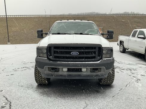 Used 2003 Ford F250 XL image 3