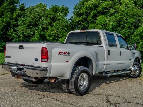 Used 2007 Ford F350 Lariat AWD/4WD image 7