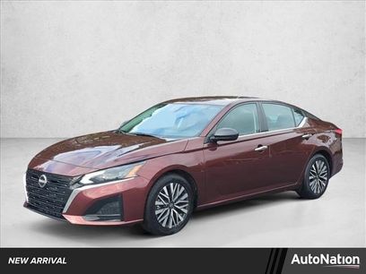 Used 2024 Nissan Altima 2.5 SV