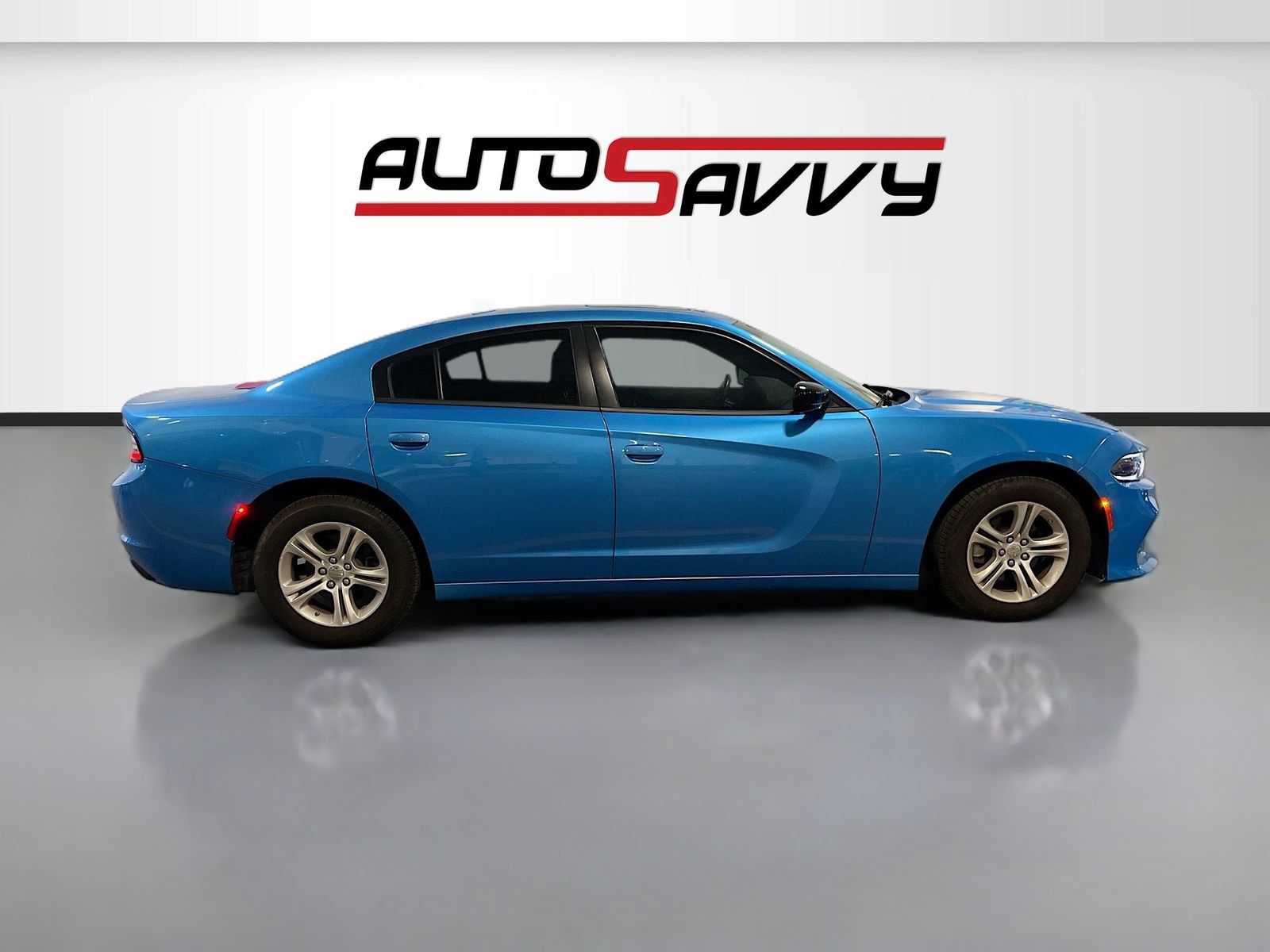 Used 2023 Dodge Charger SXT w/ Cold Weather Package RWD image 8