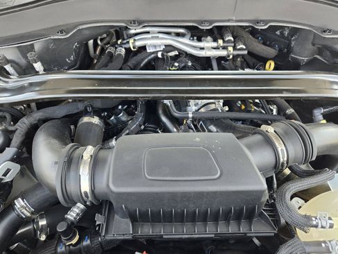 Used 2025 Ford Explorer Platinum w/ Ultimate Package RWD image 31