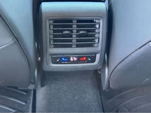 Used 2024 Volkswagen Golf R 2.0T (DSG) image 14