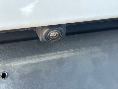 Used 2021 Buick Encore GX Select image 17