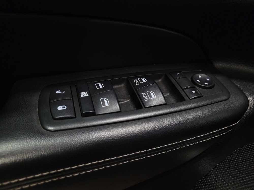 Used 2015 Jeep Grand Cherokee Limited AWD/4WD image 27