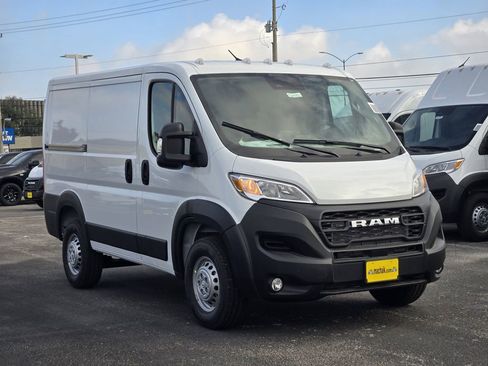New 2026 RAM ProMaster 1500 w/ Convenience Group image 2