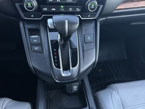 Used 2018 Honda CR-V Touring image 15
