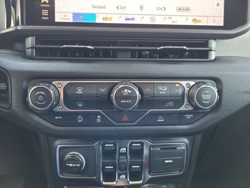 New 2026 Jeep Wrangler Unlimited Sport AWD/4WD image 17
