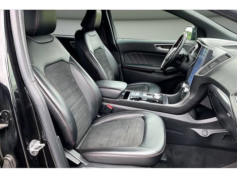 Used 2021 Ford Edge ST-Line w/ Class II Trailer Tow Package AWD/4WD image 45