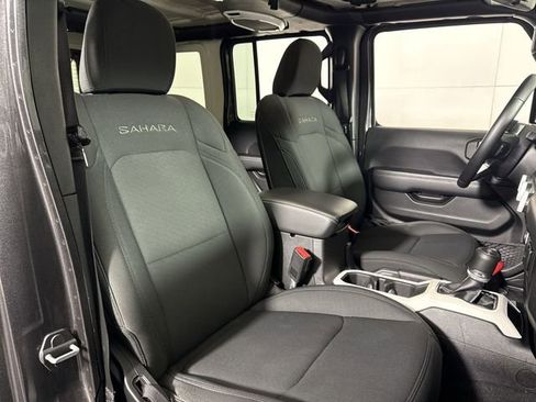 Used 2021 Jeep Wrangler Unlimited Sahara image 13
