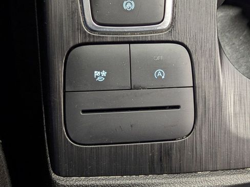 Used 2025 Ford Escape Active image 25