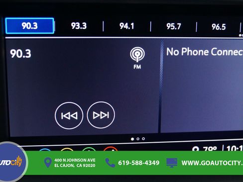 Used 2020 GMC Acadia SLE FWD image 22