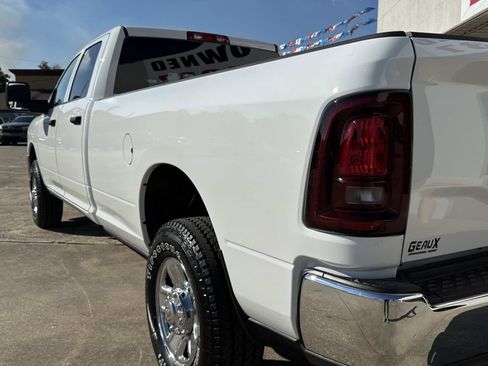 Used 2026 RAM 2500 Tradesman w/ Chrome Appearance Group image 9