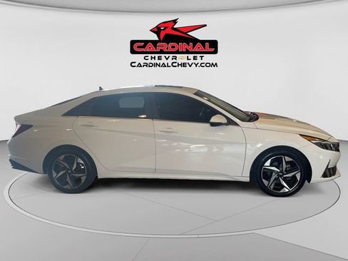 Used 2023 Hyundai Elantra Limited w/ Cargo Package FWD image 2