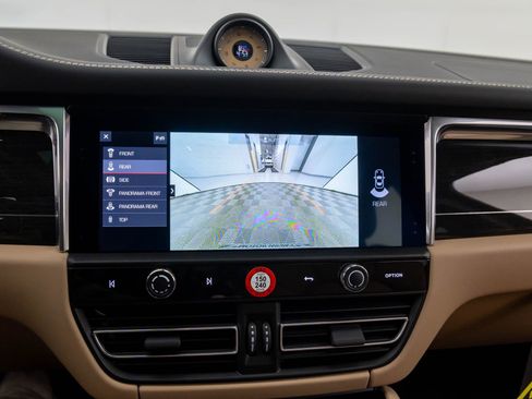 New 2026 Porsche Macan S image 26