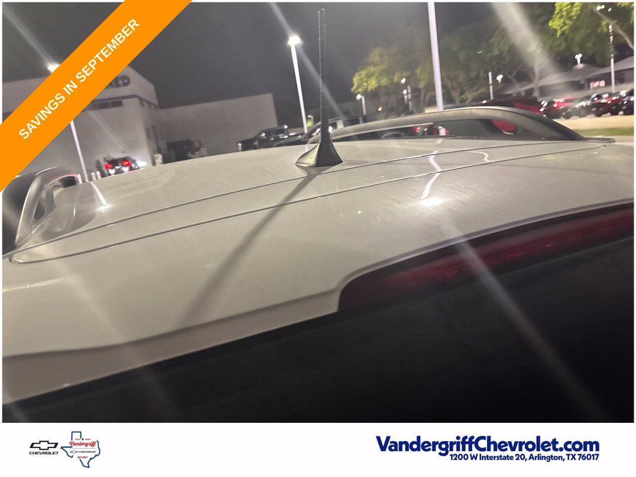 Used 2017 Jeep Cherokee Trailhawk w/ Cold Weather Group AWD/4WD image 8