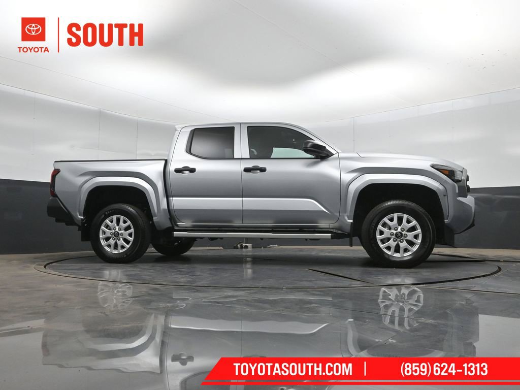 Used 2024 Toyota Tacoma SR w/ SR Upgrade Package AWD/4WD image 35