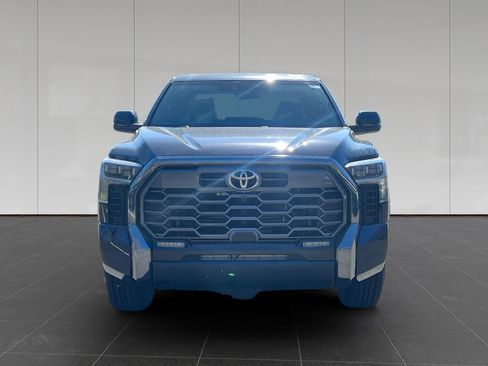 New 2026 Toyota Tundra Platinum w/ TRD Off-Road Package AWD/4WD image 8