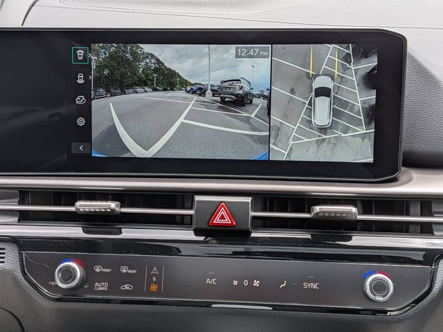 New 2026 Kia Sportage SX FWD image 17