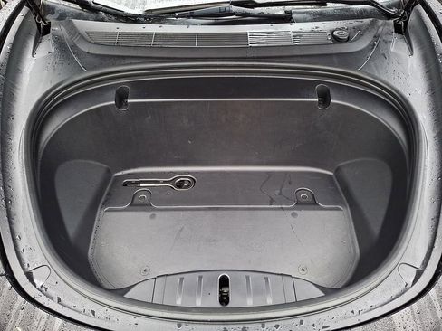 Used 2020 Tesla Model 3 Standard Range Plus image 26