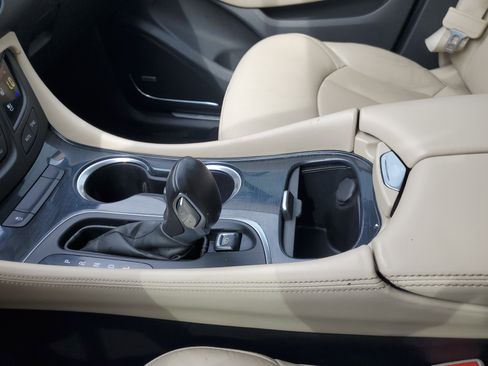 Used 2017 Buick Envision Premium w/ Driver Confidence Package image 31