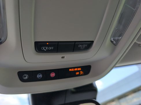 Used 2023 Buick Envision Preferred w/ Sport Touring Package AWD/4WD image 34