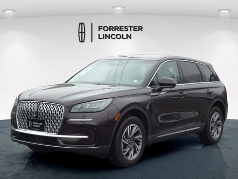 Used 2023 Lincoln Corsair AWD w/ Equipment Group 101A image 7