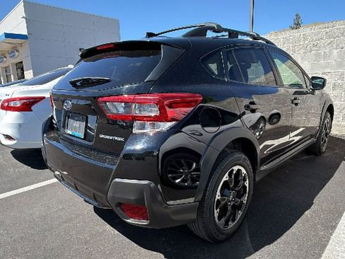 Used 2021 Subaru Crosstrek 2.0i Premium AWD/4WD image 2