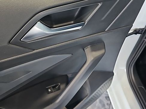 New 2026 Volkswagen Jetta SE FWD image 21