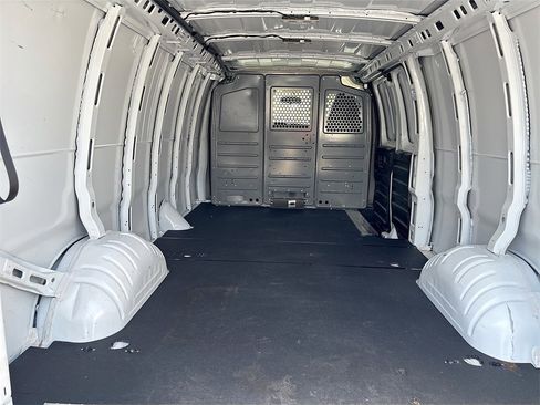 Used 2024 Chevrolet Express 2500 Extended w/ Driver Convenience Package image 22