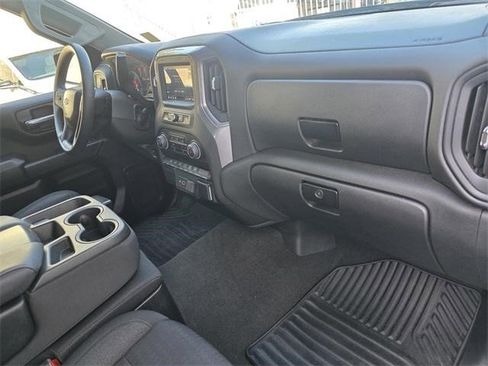Certified 2022 Chevrolet Silverado 1500 Custom image 23
