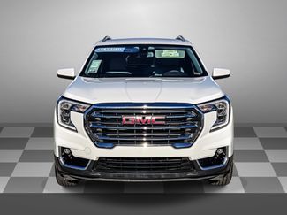 Certified 2024 GMC Terrain SLT video 2