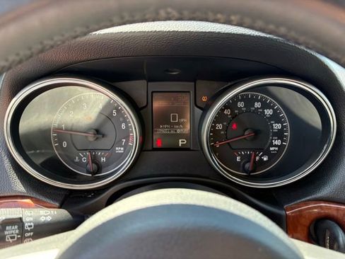 Used 2012 Jeep Grand Cherokee Limited AWD/4WD image 14