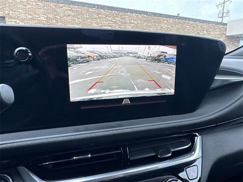 Used 2024 Buick Envista Sport Touring w/ Convenience I Package image 14