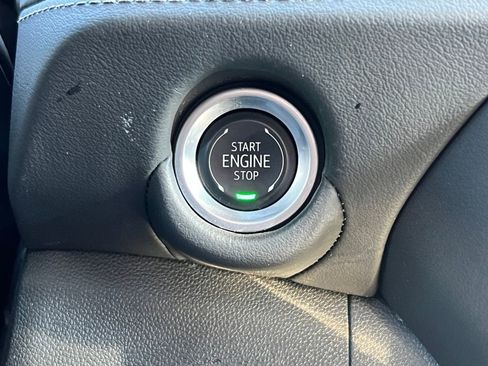 Used 2025 Chevrolet Tahoe LT image 28