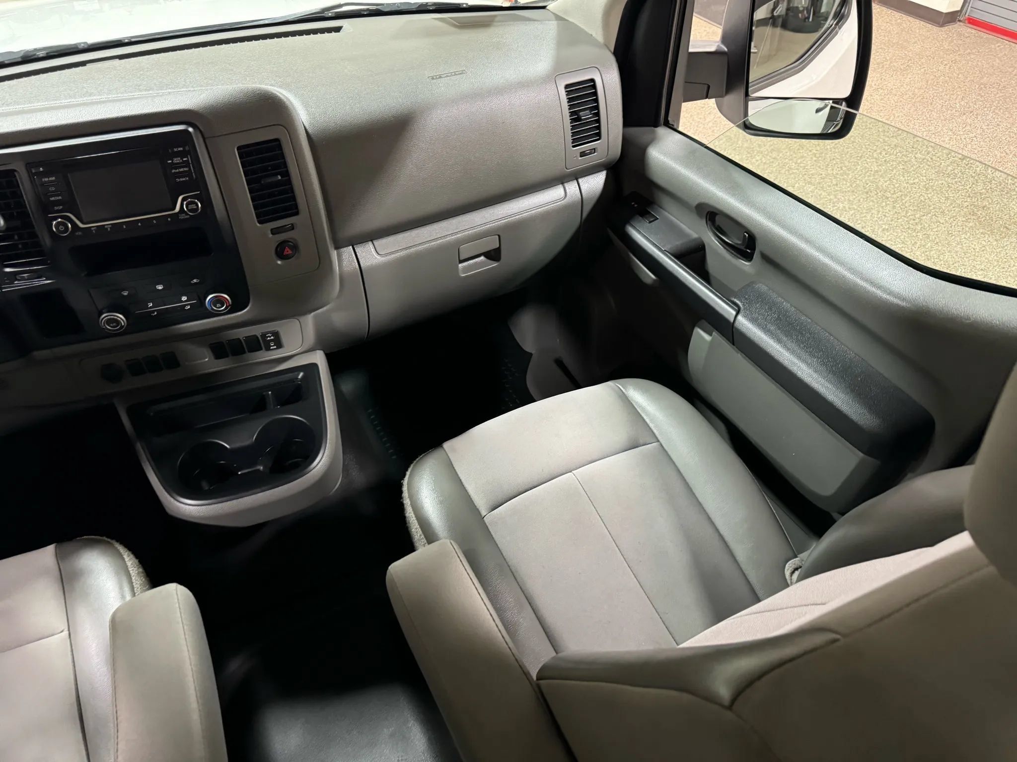 Used 2018 Nissan NV 3500 S RWD image 48