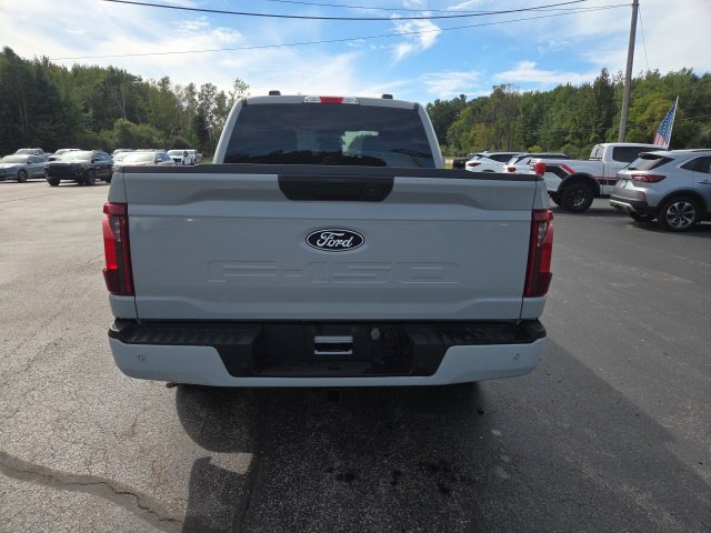 Used 2024 Ford F150 XLT w/ XLT Black Appearance Package AWD/4WD image 7