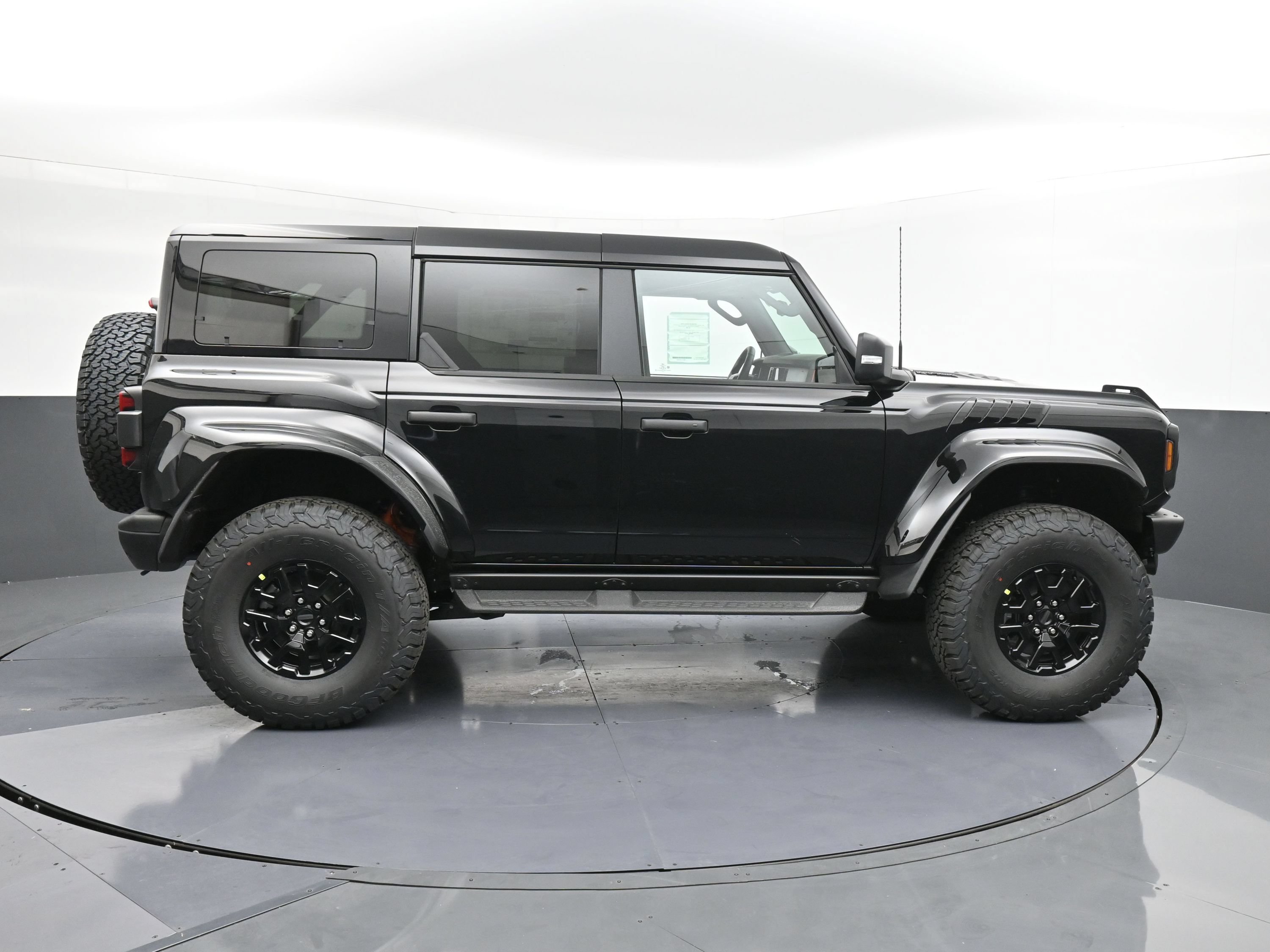 Used 2026 Ford Bronco Raptor AWD/4WD image 9