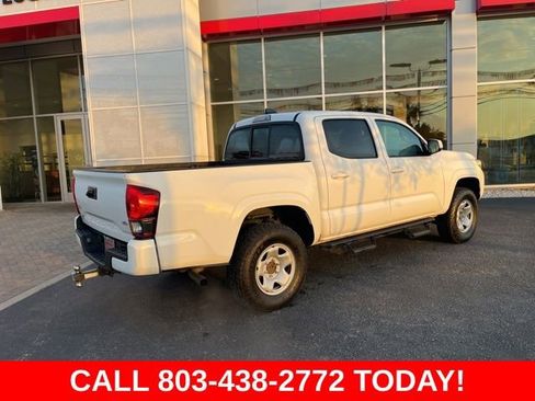 Used 2022 Toyota Tacoma SR AWD/4WD image 2