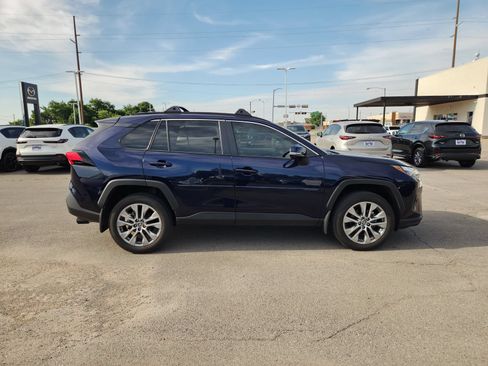 Used 2025 Toyota RAV4 XLE Premium FWD image 7