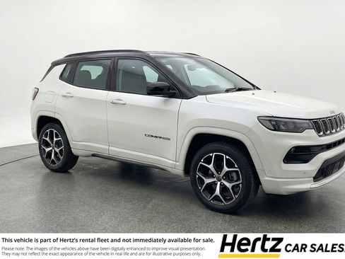 Used 2025 Jeep Compass Limited AWD/4WD image 1