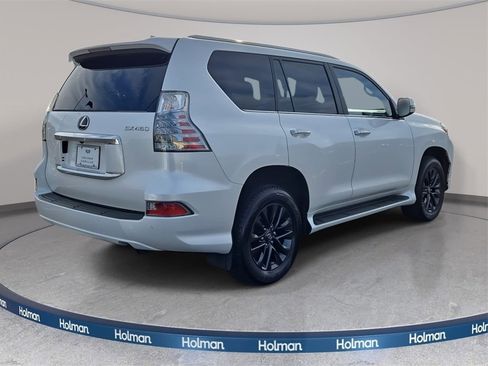 Used 2023 Lexus GX 460 Premium w/ Premium Package image 5