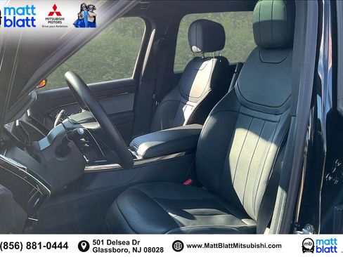 Used 2025 Land Rover Range Rover Sport SE image 27