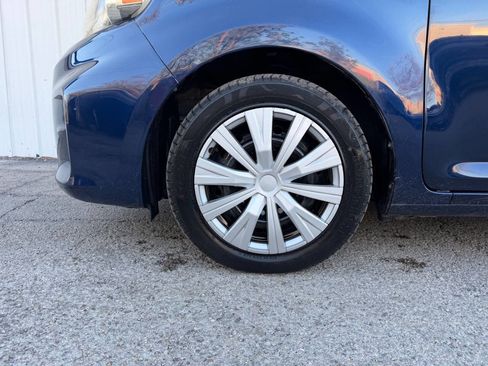 Used 2014 Scion xB Base 4dr Wagon 4A image 25