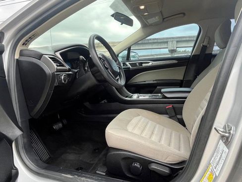 Used 2017 Ford Fusion S image 7