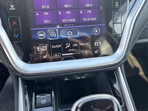 Used 2022 Subaru Outback Premium image 22