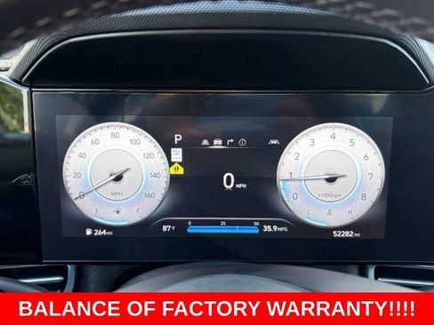 Used 2024 Hyundai Elantra Limited FWD image 19