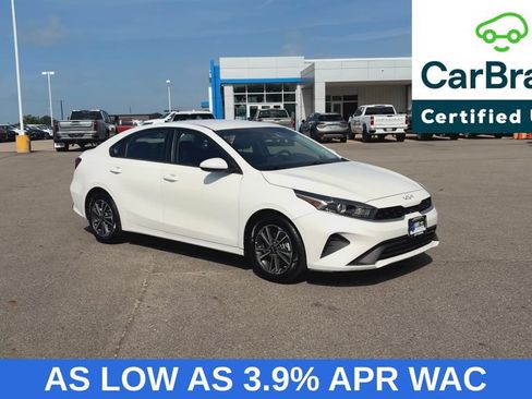 Used 2024 Kia Forte LXS FWD image 2