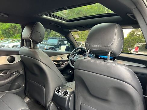 Used 2022 Mercedes-Benz GLC 300 4MATIC Coupe image 25