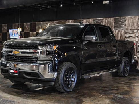 Used 2019 Chevrolet Silverado 1500 LT w/ All-Star Edition image 6